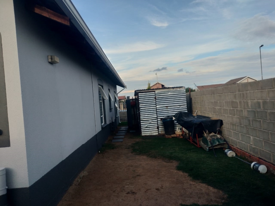 3 Bedroom Property for Sale in Raceway Free State